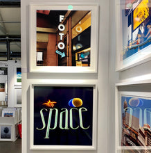 Load image into Gallery viewer, A vintage neon sign outside of a Foto Studio in Milan.