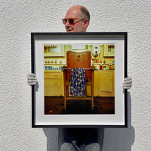 Load image into Gallery viewer, George's Barbers, Wood Green, London, 1989