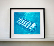 Load image into Gallery viewer, This cooling Palm Springs, California artwork is the perfect way to bring summer vibes into your home all year round. The glistening pool water is idyllic and inviting. 